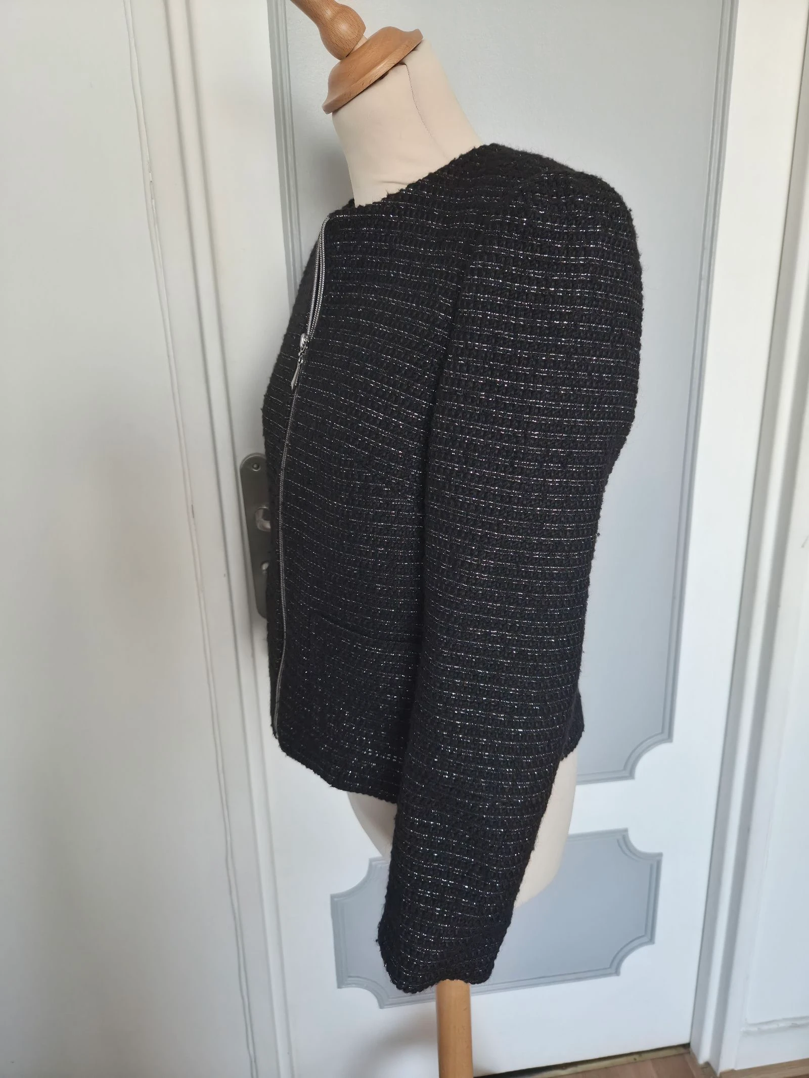 Tara Jarmon black blazer/vest with silver threads Size M – photo 4